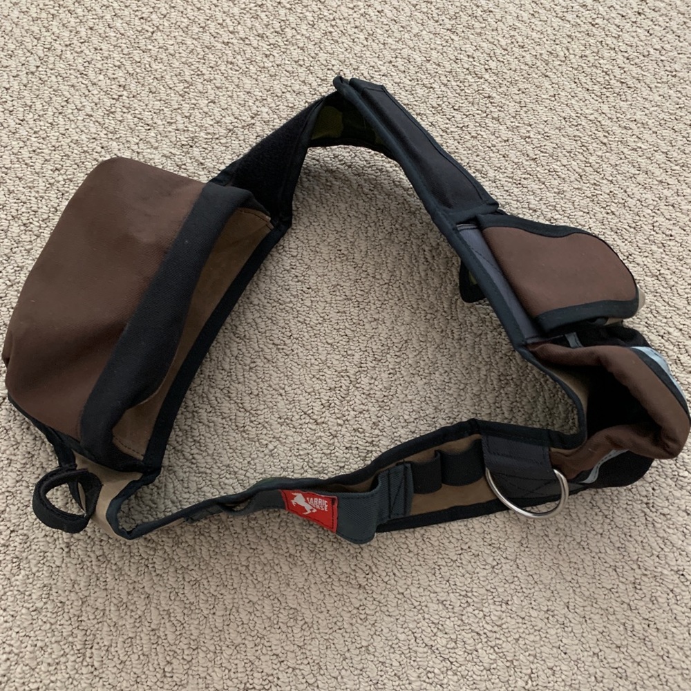 Camo FABRIC HORSE utility belt w/ can koozie